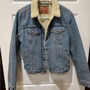 Levi's Women's Blue Denim Jacket with Cream Sherpa Collar